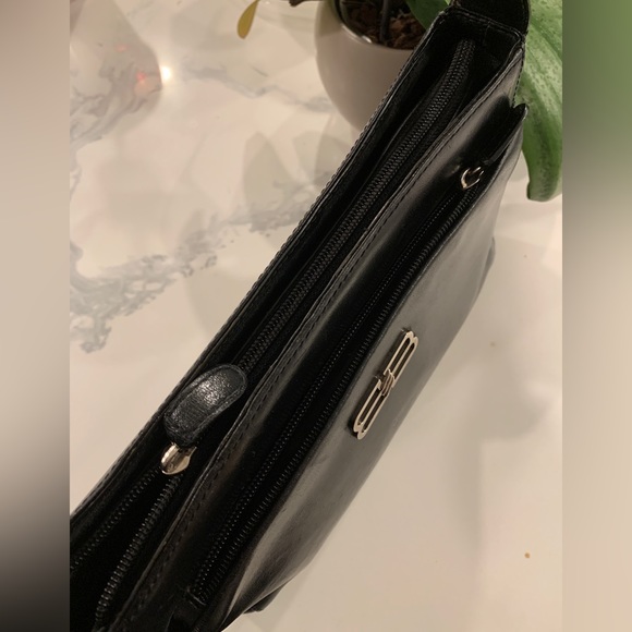 Authentic Vintage Balenciaga Leather Bag from the 80’s - Picture 4 of 8